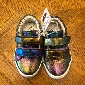 NWT Cat & Jack metallic sneakers